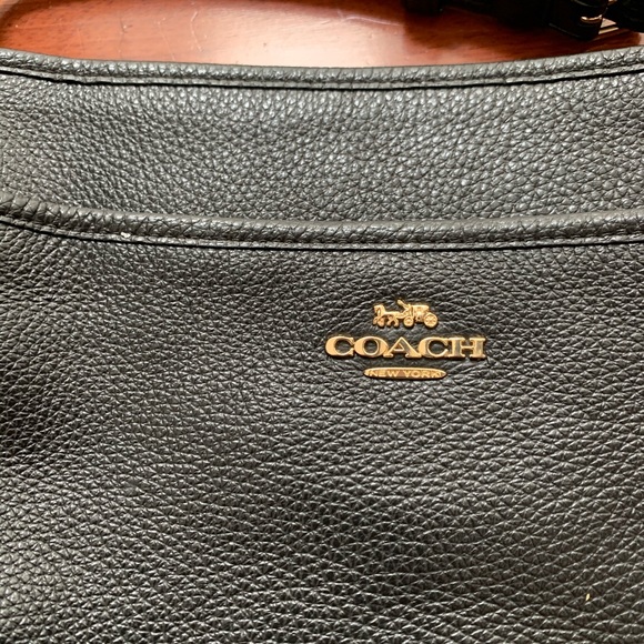 Authentic original Coach Leather Purse - Picture 3 of 8